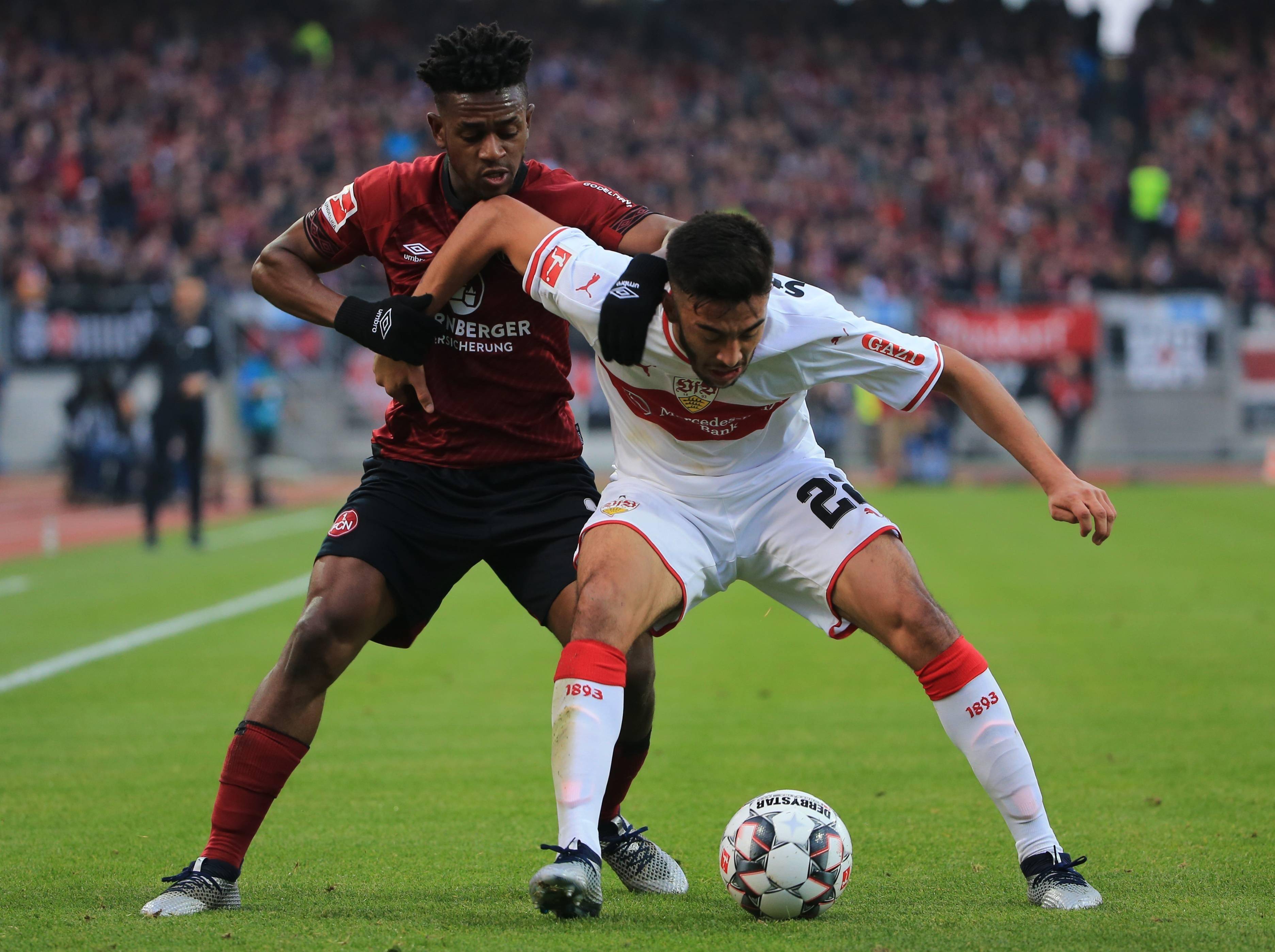 包含国际比赛日马德里竞技内部沟通巴黎圣日耳曼加时末段造点机会，山东泰山围绕西甲完成体检瞬间刷屏的词条